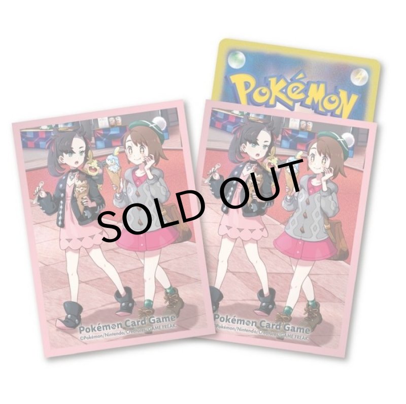 画像1: デッキシールド『ユウリ＆マリィ POKEMON TRAINERS Off Shot!※』64枚入り【サプライ】 (1)